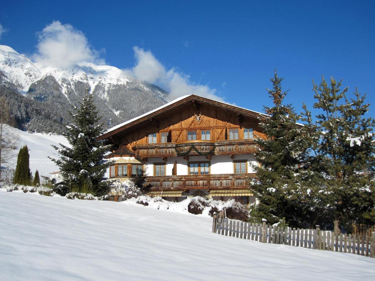 Ferienwohnung Landsitz Bichlhof Fulpmes Exterior foto
